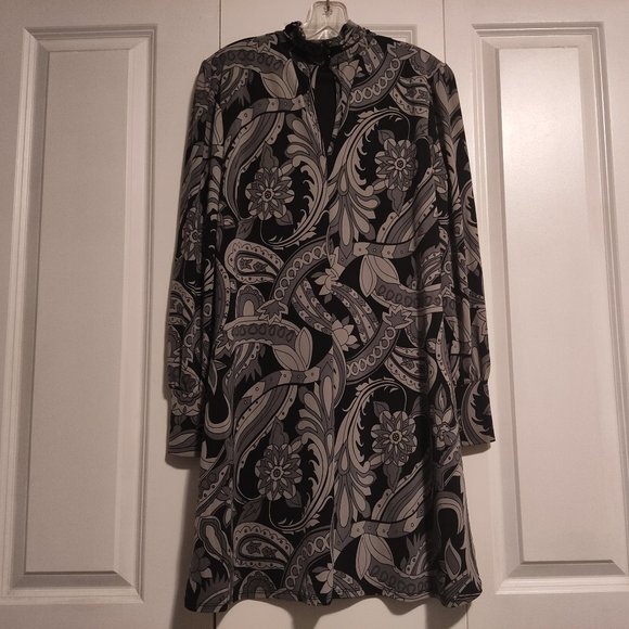 Le Château Vintage Grey & Black Paisley Print Minidress - Picture 4 of 5